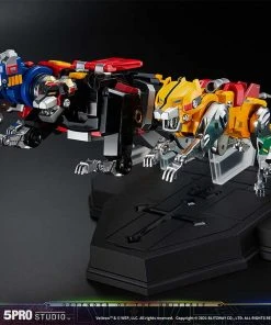 Pre-Orders Blitzway Voltron: Defender Of The Universe - 5Pro Studio CARBOTIX Series - Voltron