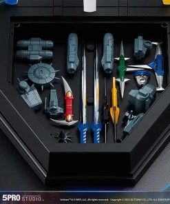 Pre-Orders Blitzway Voltron: Defender Of The Universe - 5Pro Studio CARBOTIX Series - Voltron