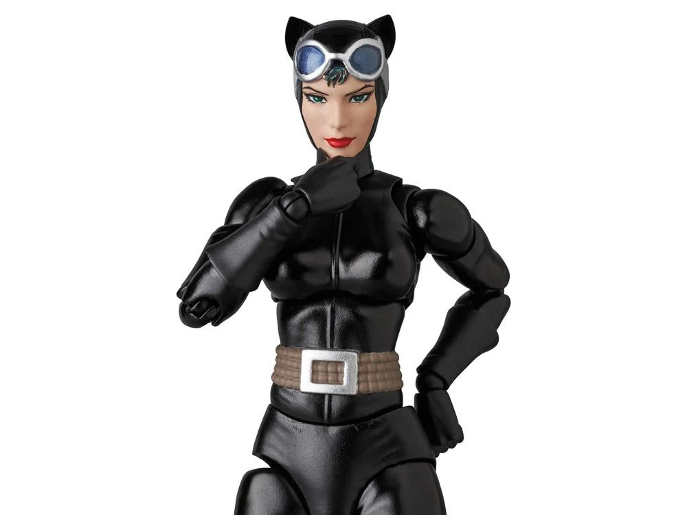 DC Comics MAFEX No.123 Hush - Catwoman 4 DC Comics MAFEX No.123 Hush - Catwoman