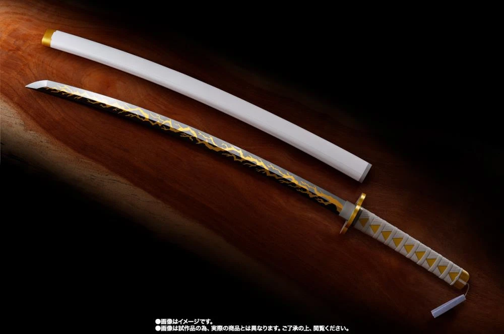 Bandai Demon Slayer: Kimetsu No Yaiba Proplica - Agatsuma Zenitsu Nichirin Sword 4 Bandai Demon Slayer: Kimetsu No Yaiba Proplica - Agatsuma Zenitsu Nichirin Sword