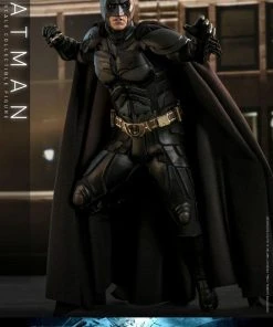 Hot Toys Movie Masterpiece 1/6 Scale Figure - The Dark Knight Rises - Batman New Arrivals 25 Hot Toys Movie Masterpiece 1/6 Scale Figure - The Dark Knight Rises - Batman New Arrivals