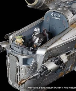 Hasbro Star Wars: The Vintage Collection Razor Crest 67 Hasbro Star Wars: The Vintage Collection Razor Crest