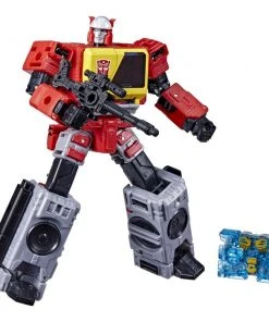 Hasbro Transformers: Legacy Voyager Autobot Blaster