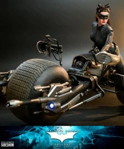 Hot Toys Movie Masterpiece 1/6 Scale Figure - Catwoman (The Dark Knight Trilogy) 32 Hot Toys Movie Masterpiece 1/6 Scale Figure - Catwoman (The Dark Knight Trilogy)