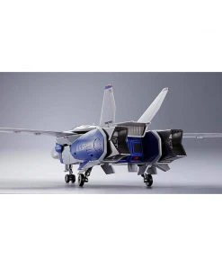 Bandai DX Chogokin Macross 1/48 Scale VF-1A Maximillian Jenius Use