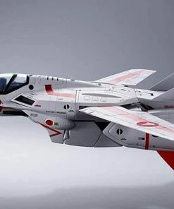 Bandai DX Chogokin Macross 1/48 Scale VF-1J Valkyrie (Hikaru Ichijo) Anime