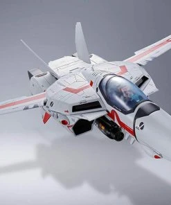 Bandai DX Chogokin Macross 1/48 Scale VF-1J Valkyrie (Hikaru Ichijo) Anime