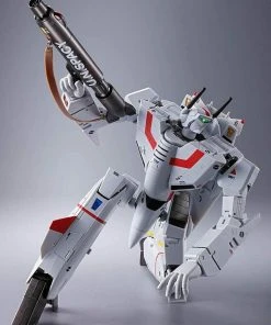 Bandai DX Chogokin Macross 1/48 Scale VF-1J Valkyrie (Hikaru Ichijo) Anime
