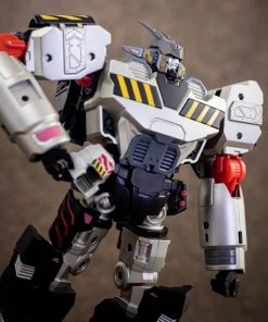 Mastermind Creations Reformatted R-40 Jaguar W/ Tyrantron Upgrade Kit Transformers