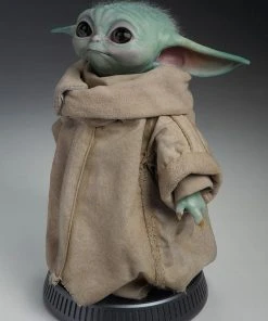 Sideshow Collectibles Life-Sized Figure - Star Wars - The Mandalorian - The Child 25 Sideshow Collectibles Life-Sized Figure - Star Wars - The Mandalorian - The Child