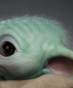 Sideshow Collectibles Life-Sized Figure - Star Wars - The Mandalorian - The Child 36 Sideshow Collectibles Life-Sized Figure - Star Wars - The Mandalorian - The Child