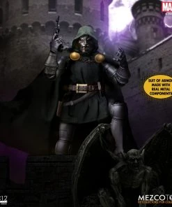 Mezco Toys ONE:12 Collective - Marvel Universe Doctor Doom