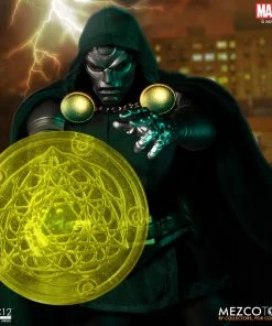 Mezco Toys ONE:12 Collective - Marvel Universe Doctor Doom 34 Mezco Toys ONE:12 Collective - Marvel Universe Doctor Doom
